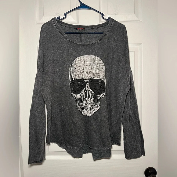 Khan Nara T-Party Medium Grey Skull Raw Hem Long Sleeve Sweatshirt - Picture 4 of 9